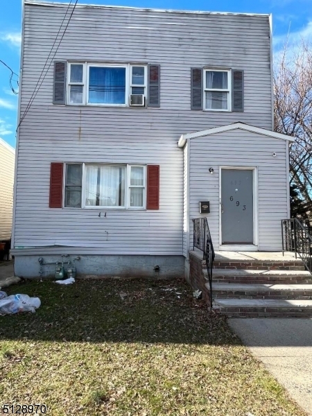 Property Photo:  693 Rahway Ave  NJ 07095 