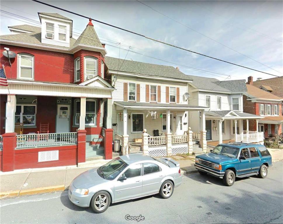 Property Photo:  135 137 Market Street  PA 18013 