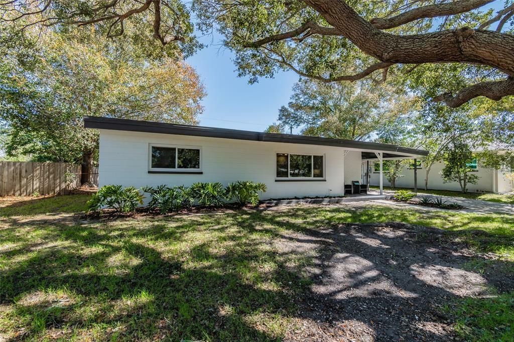 Property Photo:  4400 Porpoise Drive SE  FL 33705 