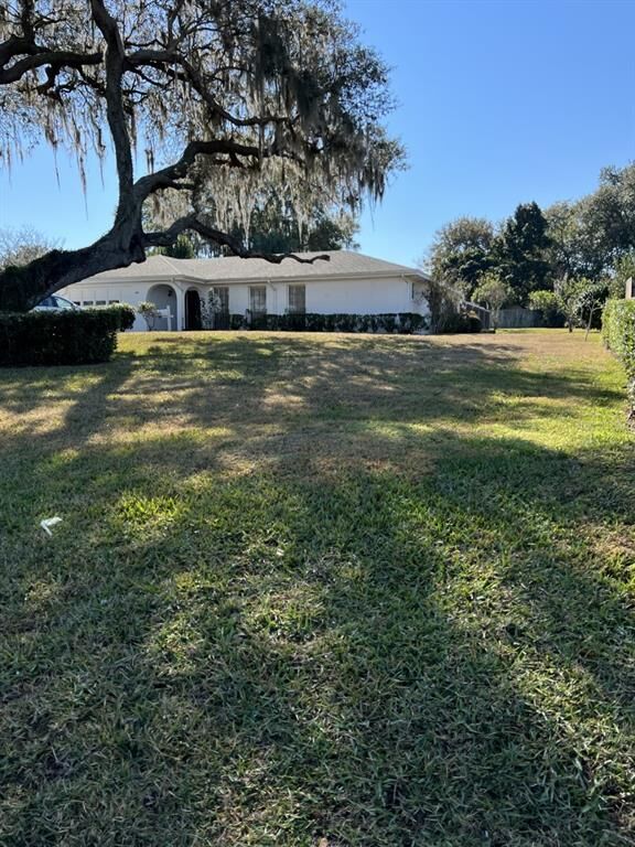 Property Photo:  1310 Lake Elbert Drive SE  FL 33880 