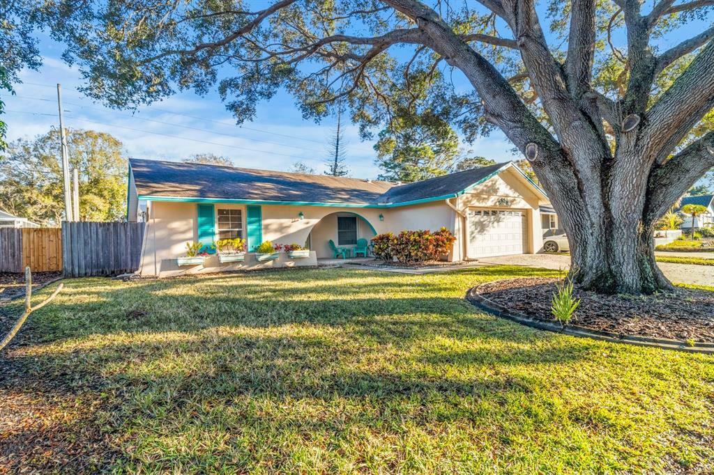 Property Photo:  8523 101st Avenue  FL 33777 