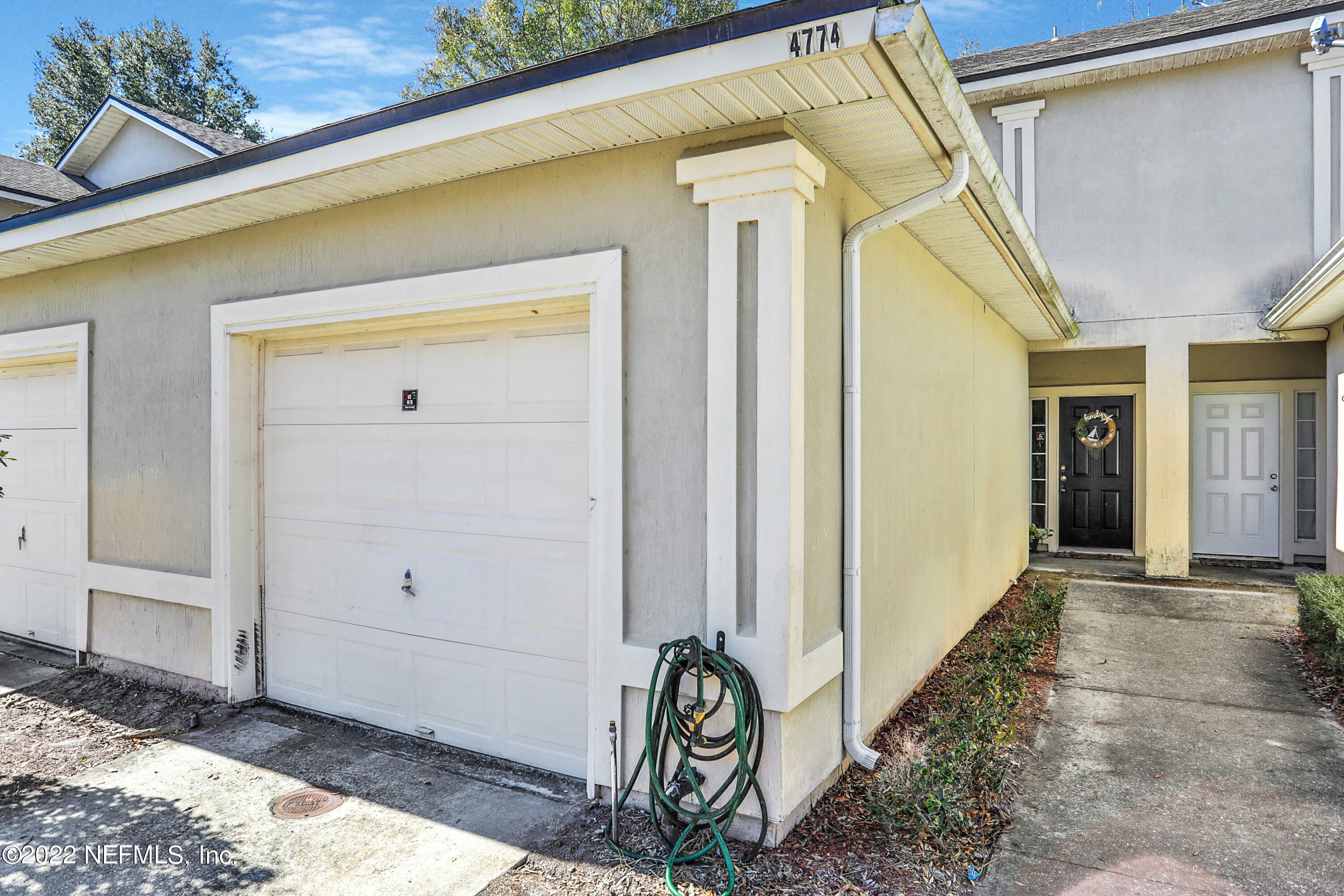 Property Photo:  4774 Playpen Drive  FL 32210 