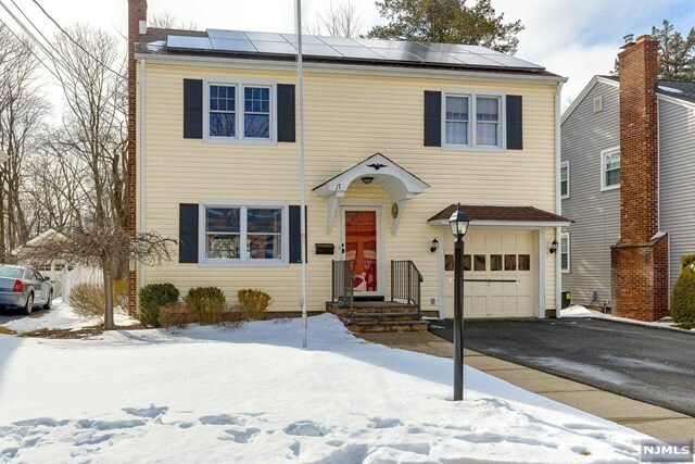 Property Photo:  17 Lanning Road  NJ 07044 