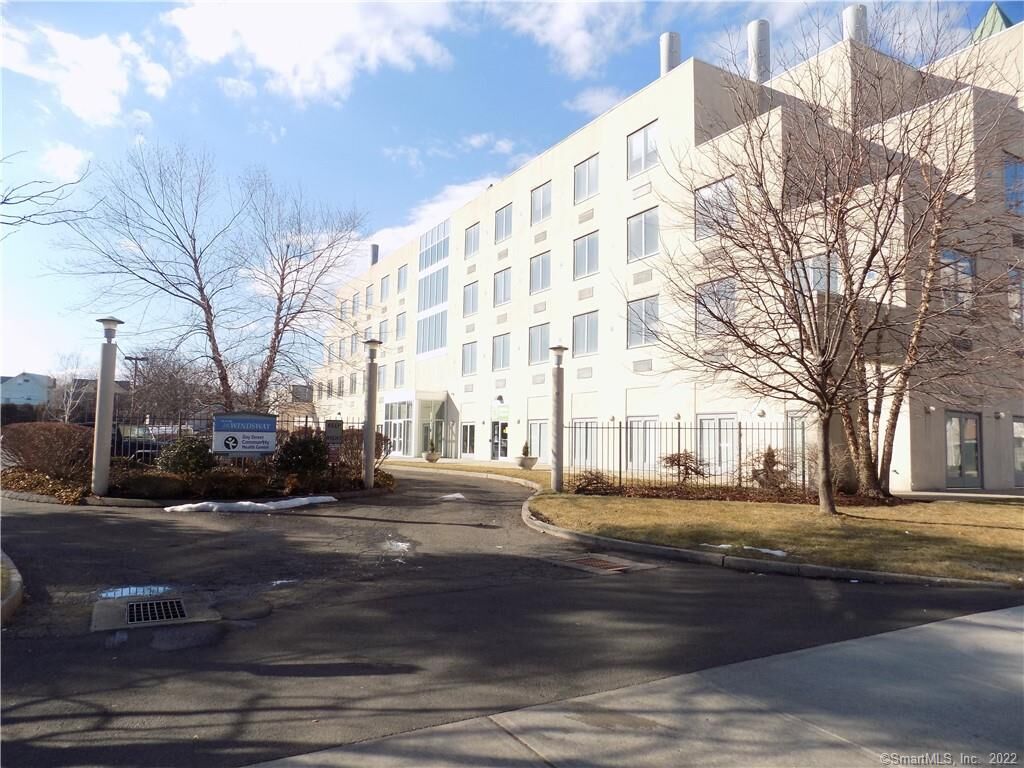 Property Photo:  49 Day Street 402  CT 06854 
