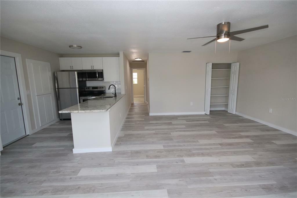 Property Photo:  671 Allegheny Drive  FL 33573 