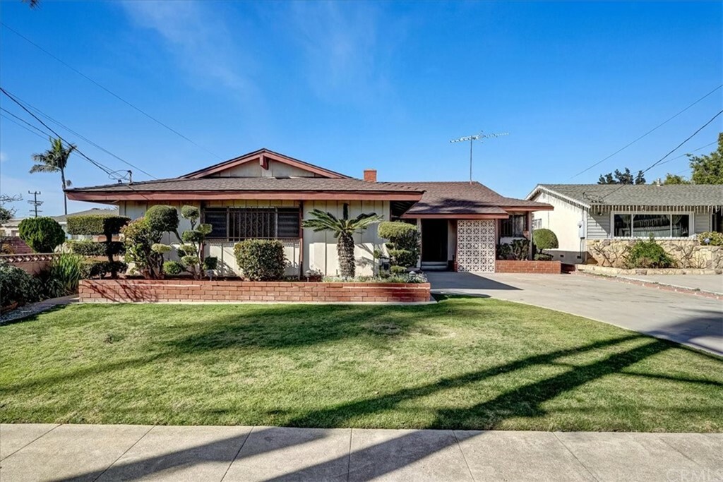 Property Photo:  15921 S Ainsworth Street  CA 90247 