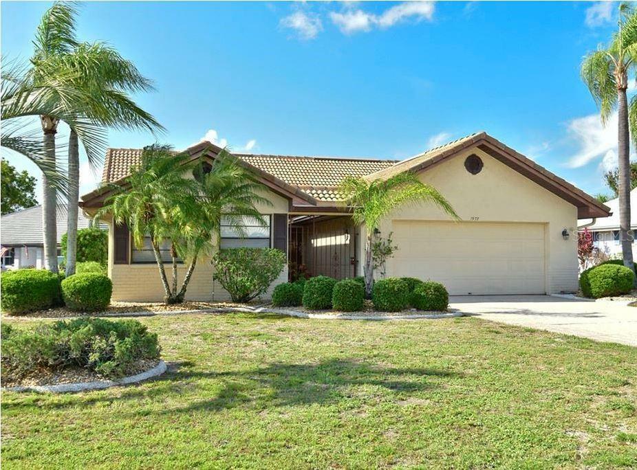 Property Photo:  1978 Wolf Laurel Drive  FL 33573 