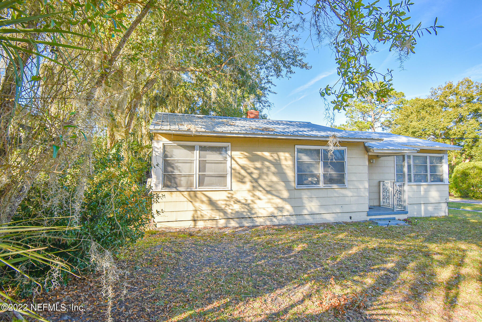 Property Photo:  1704 Gillis Street  FL 32177 