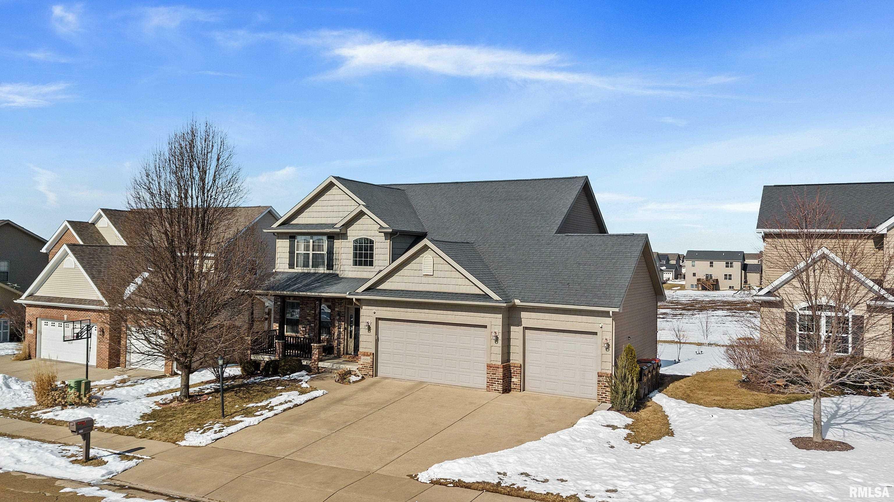 Property Photo:  2509 W Carrington  IL 61525 