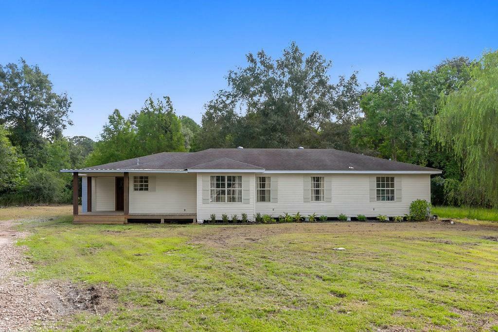 Property Photo:  2528 Edgerly Dequincy Road  LA 70668 