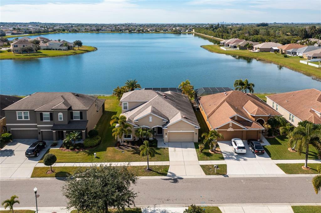 Property Photo:  1310 Parker Den Drive  FL 33570 