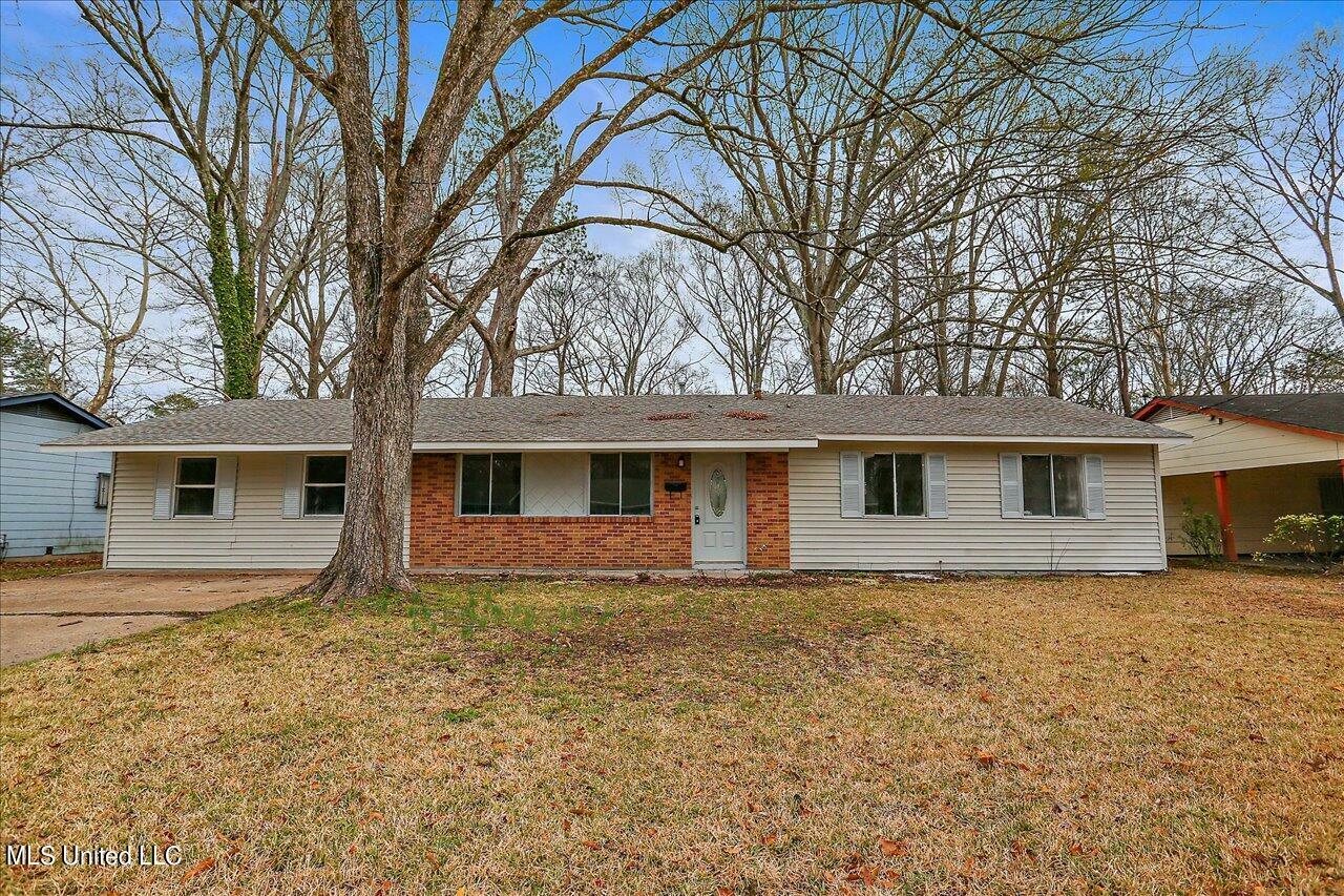 Property Photo:  3216 Lakewood Drive  MS 39212 