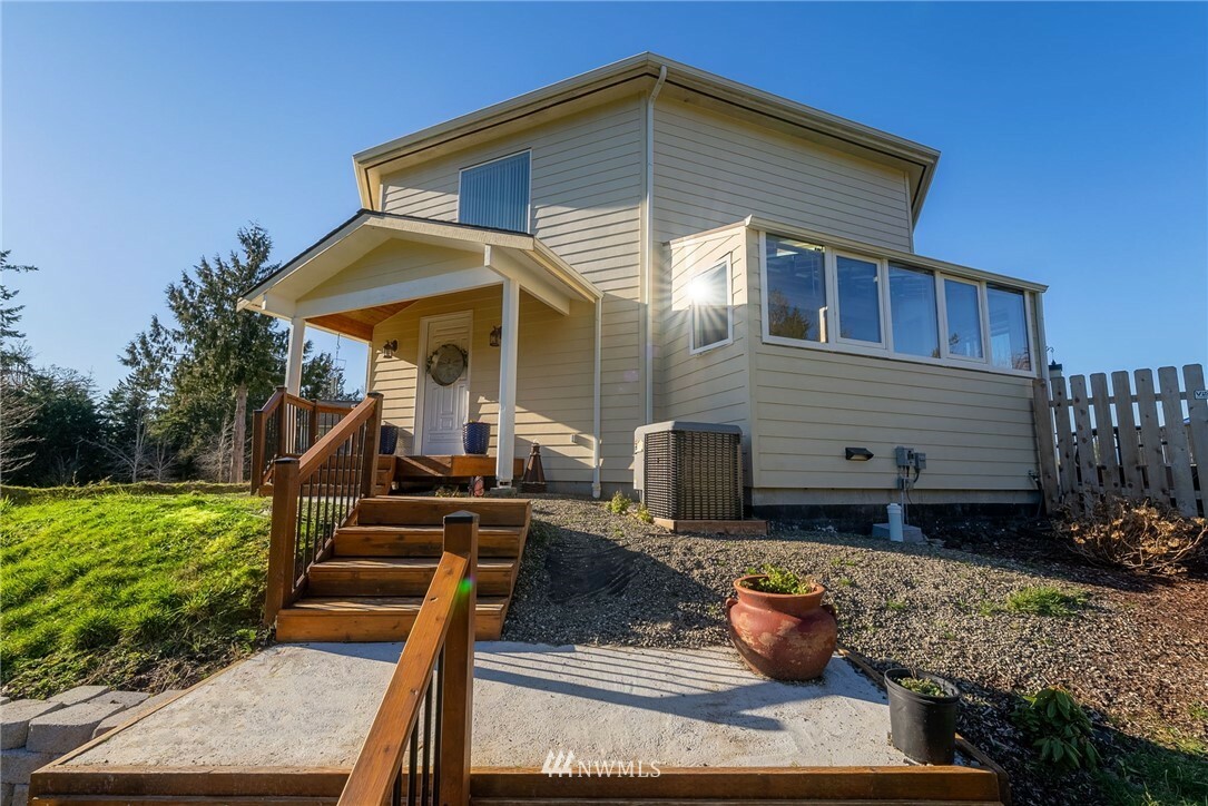 Property Photo: 7266 Snapdragon Place NW WA 98380