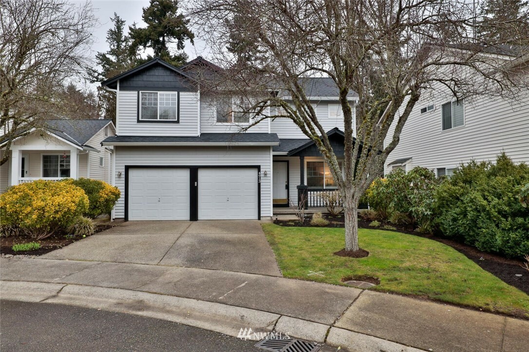 Property Photo:  4913 147th Place SE  WA 98208 