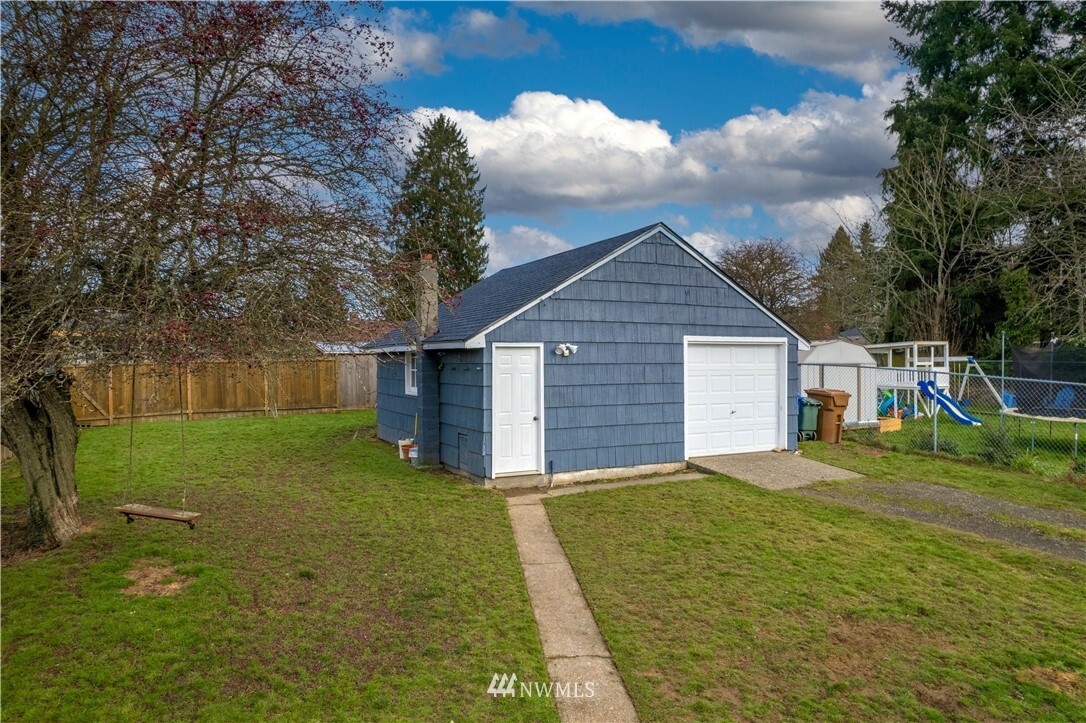 Property Photo: 4519 S 10th Street WA 98405