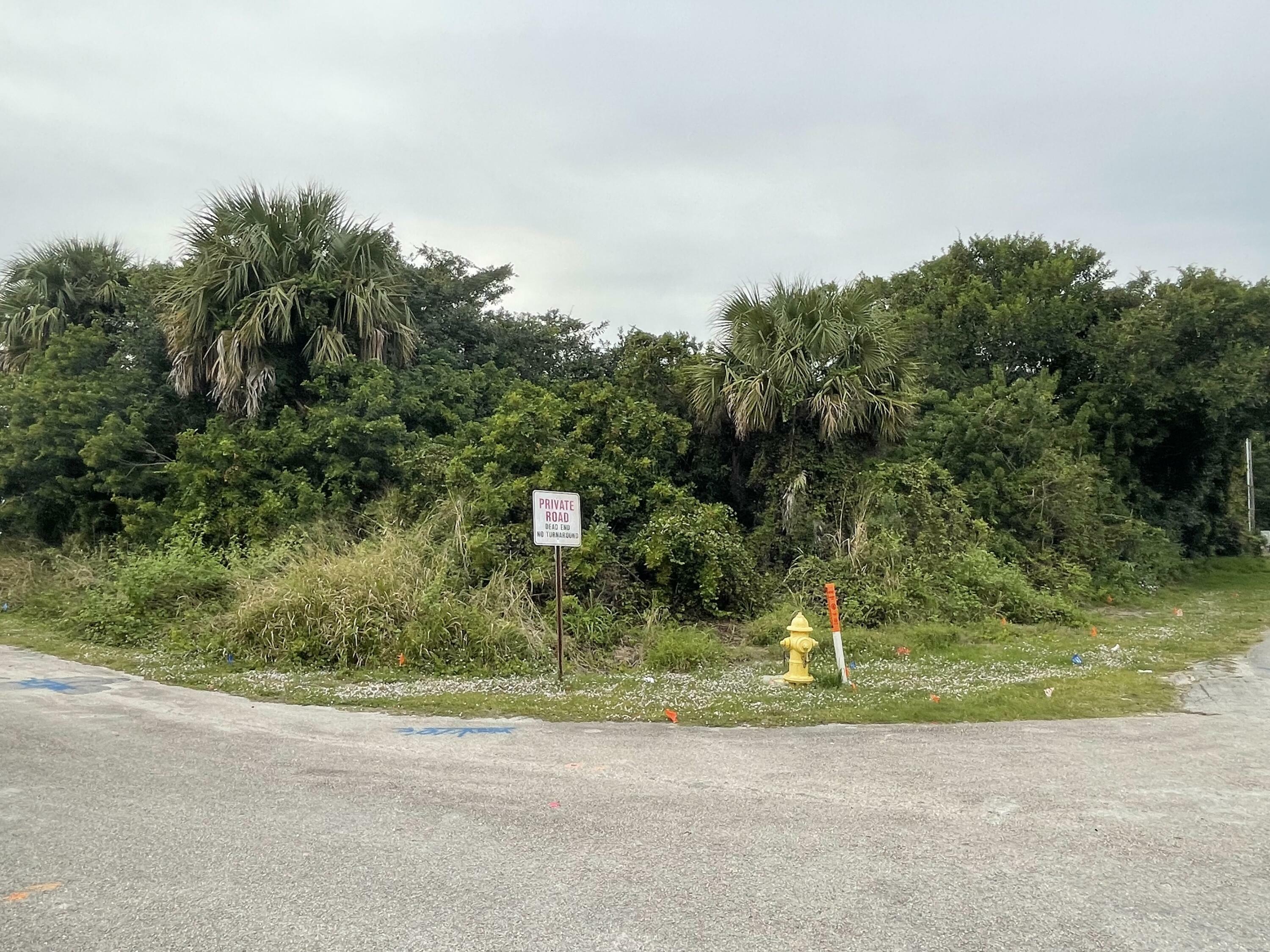 Property Photo:  5631 SE Hull Street  FL 34997 