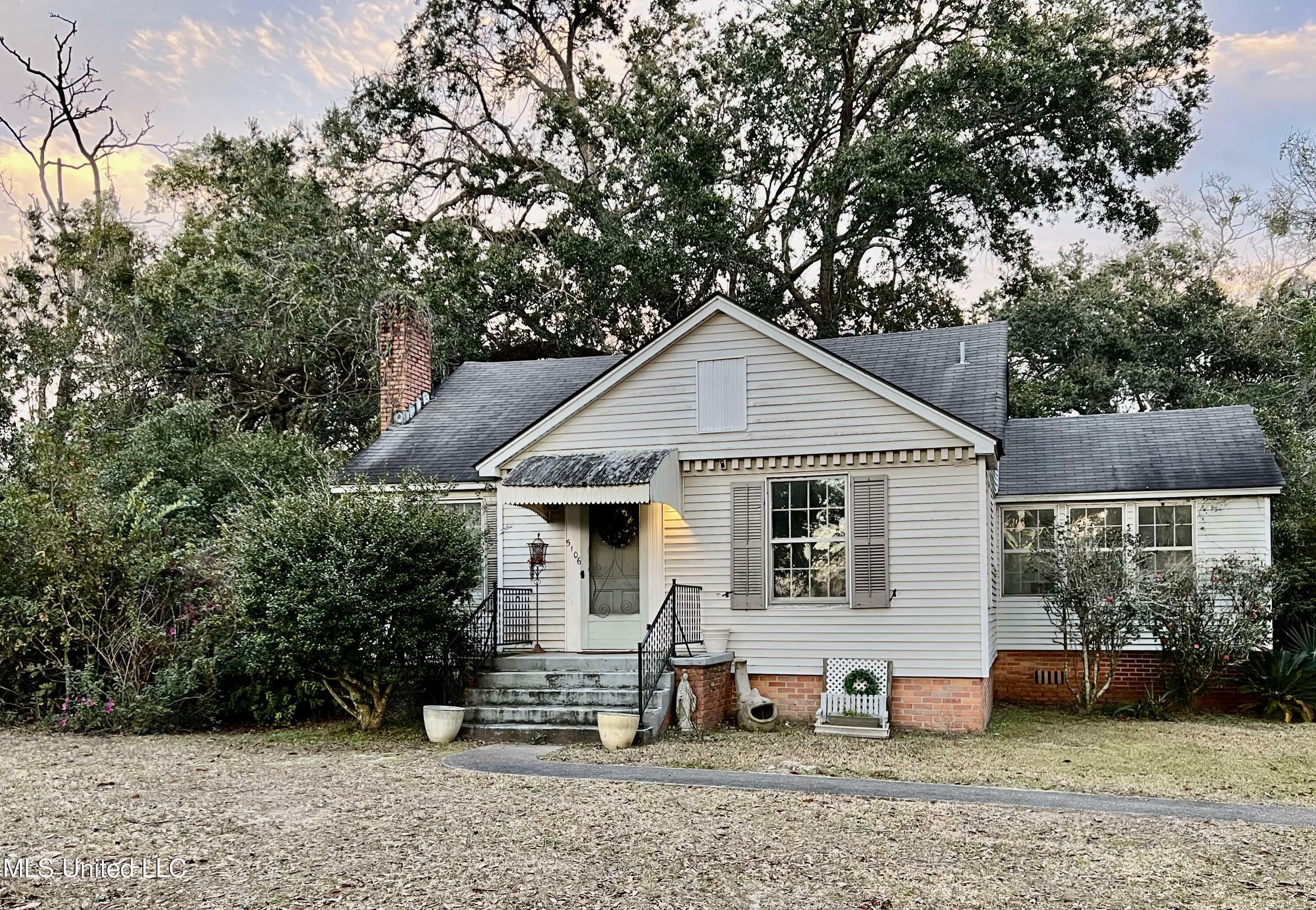 Property Photo:  5106 Beardslee Street  MS 39563 