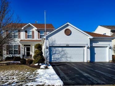 Property Photo:  5765 Lucerne Lane  IL 60156 