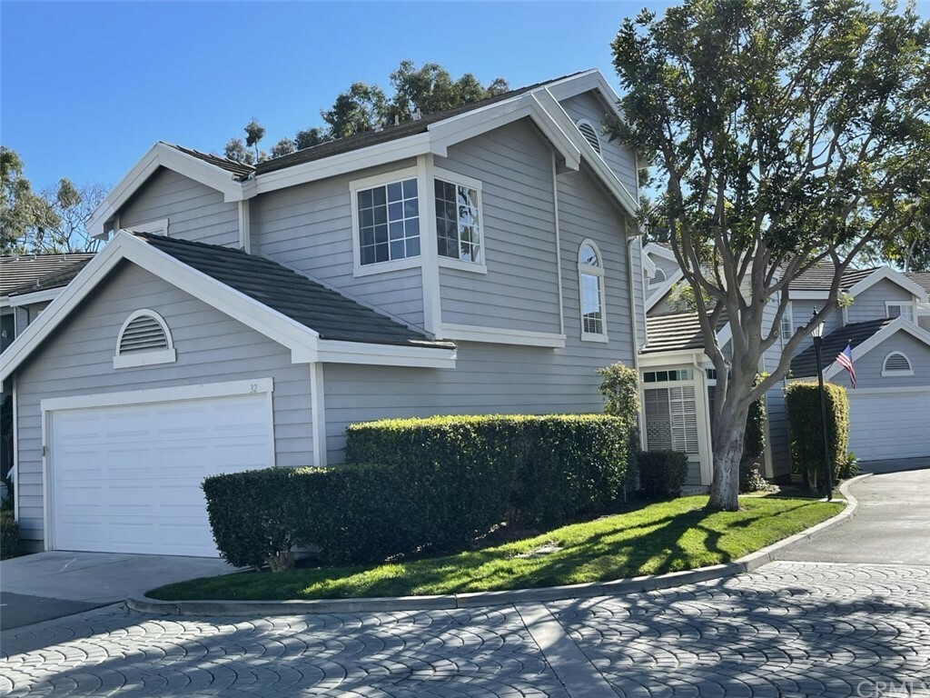 Property Photo:  32 Campton Place  CA 92677 