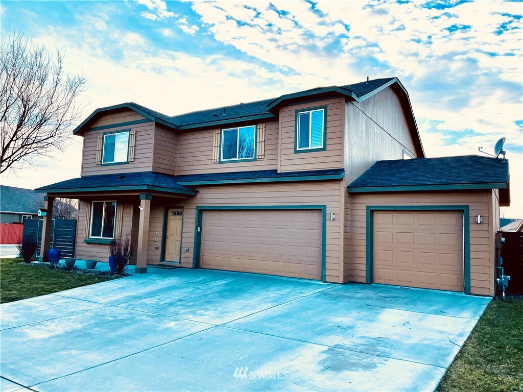 Property Photo: 1924 Stevens Street WA 99362
