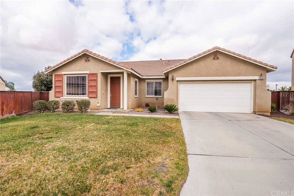 Property Photo:  26502 Clydesdale Lane  CA 92555 