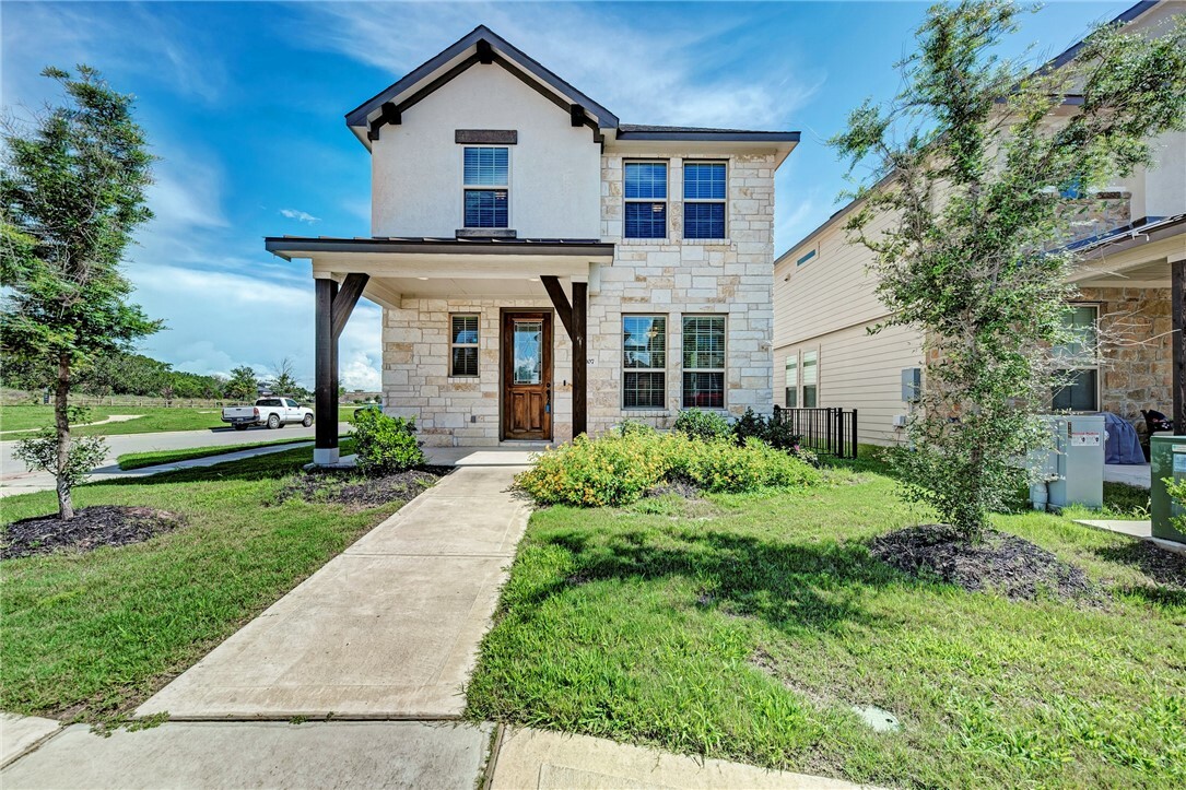 Property Photo:  107 Buckthorn Drive  TX 78620 