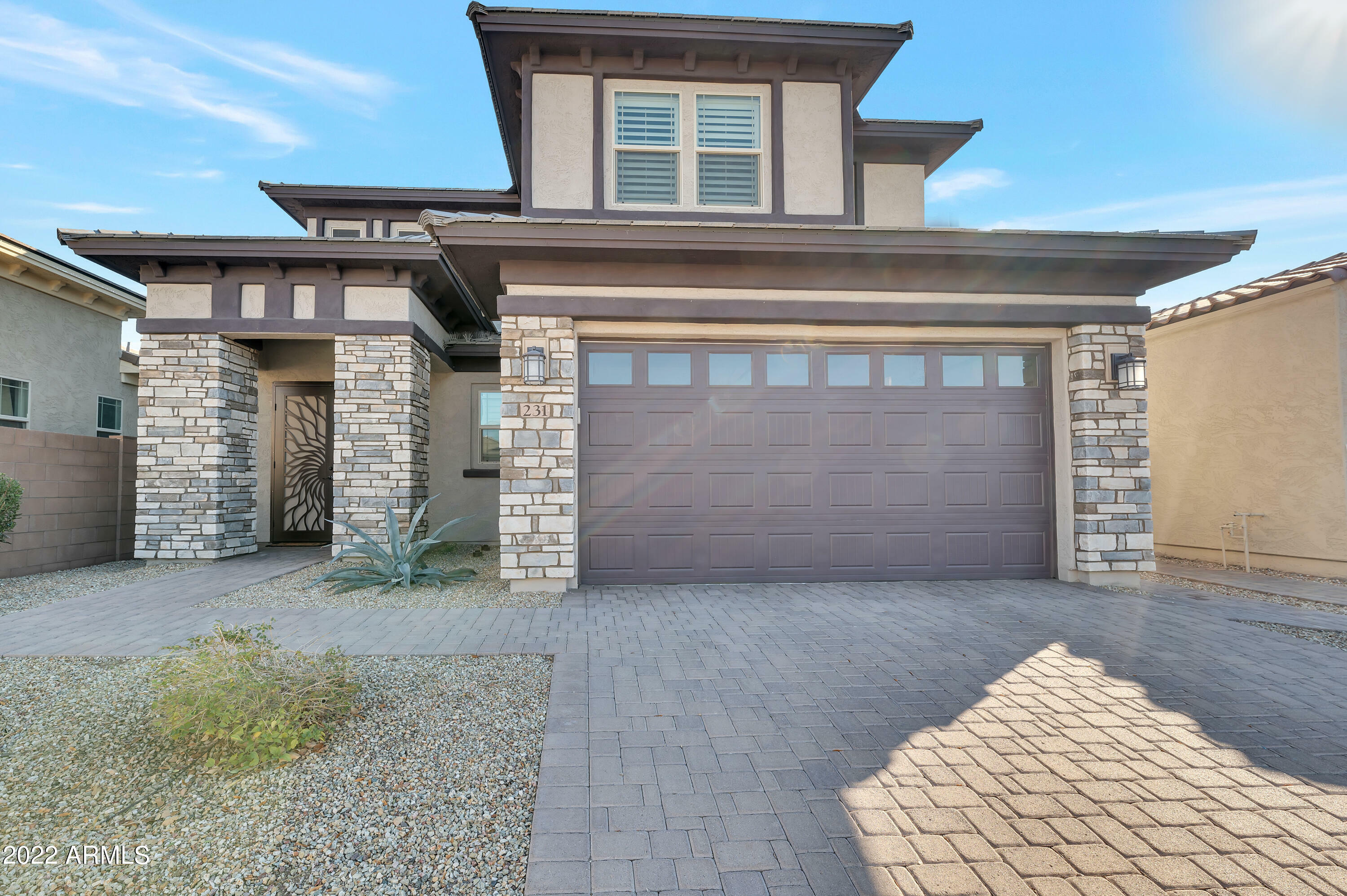 Property Photo: 231 W Beverly Lane AZ 85023