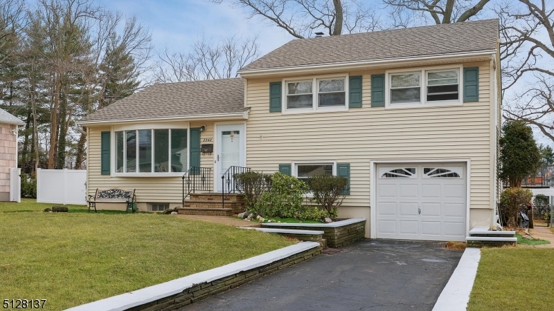 Property Photo:  2342 Carol Pl  NJ 07076 