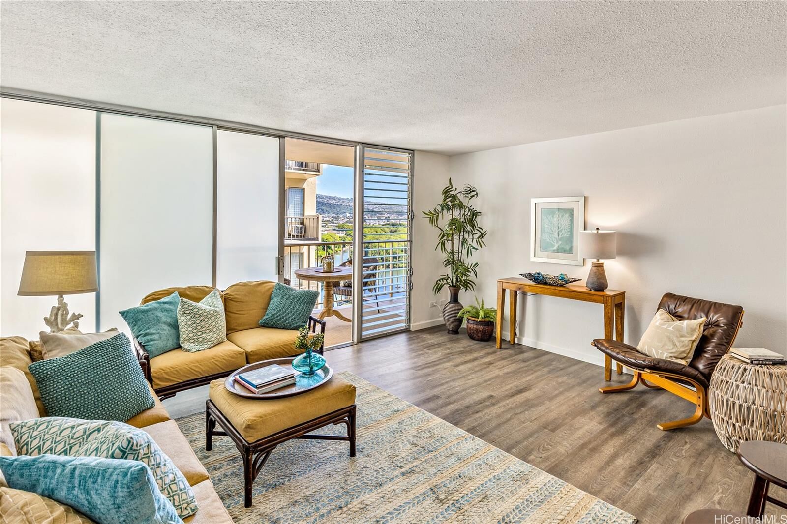 Property Photo:  440 Lewers Street 903  HI 96815 