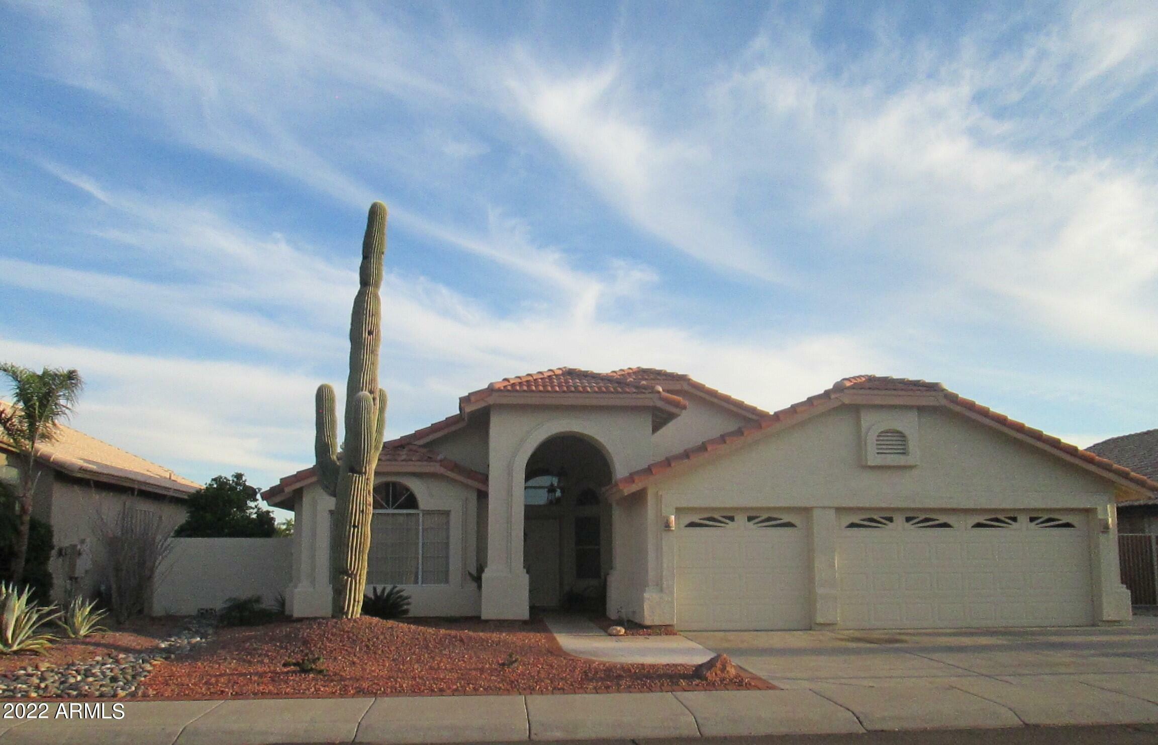 Property Photo:  5535 W Lone Cactus Drive  AZ 85308 