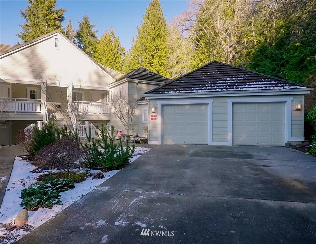 Property Photo:  91 N Chandler Court D  WA 98365 