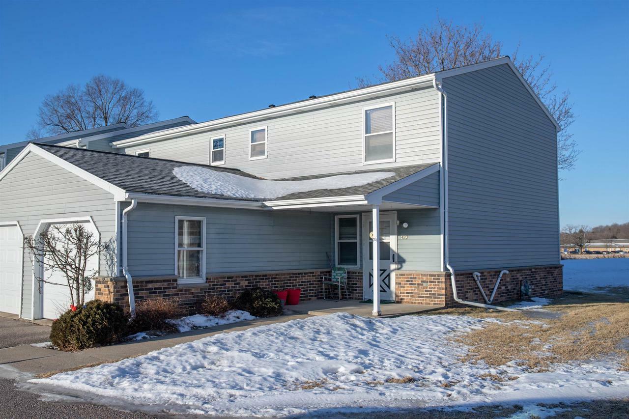 Property Photo:  1423 8th St  WI 53959 