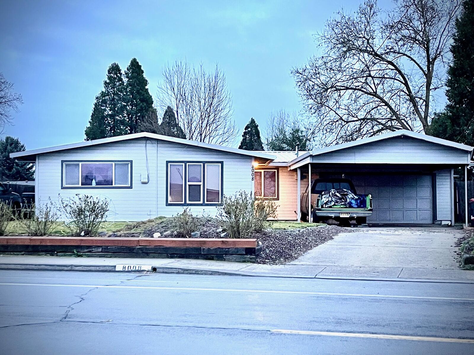 Property Photo:  8008 Division Road  OR 97503 