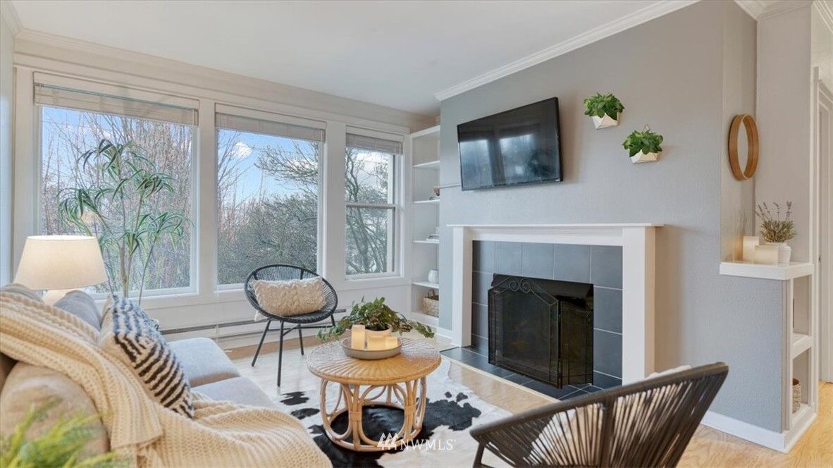 Property Photo:  3901 1st Avenue NW 305  WA 98107 