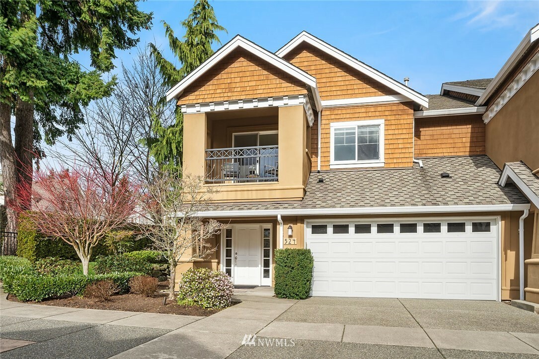 Property Photo:  524 99th Avenue NE  WA 98004 