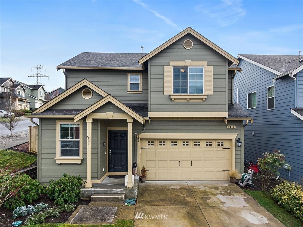 Property Photo: 2414 55th Street SE WA 98092