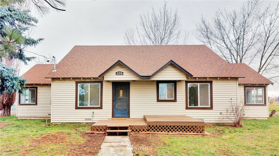 Property Photo: 270 Commercial Street OR 97810