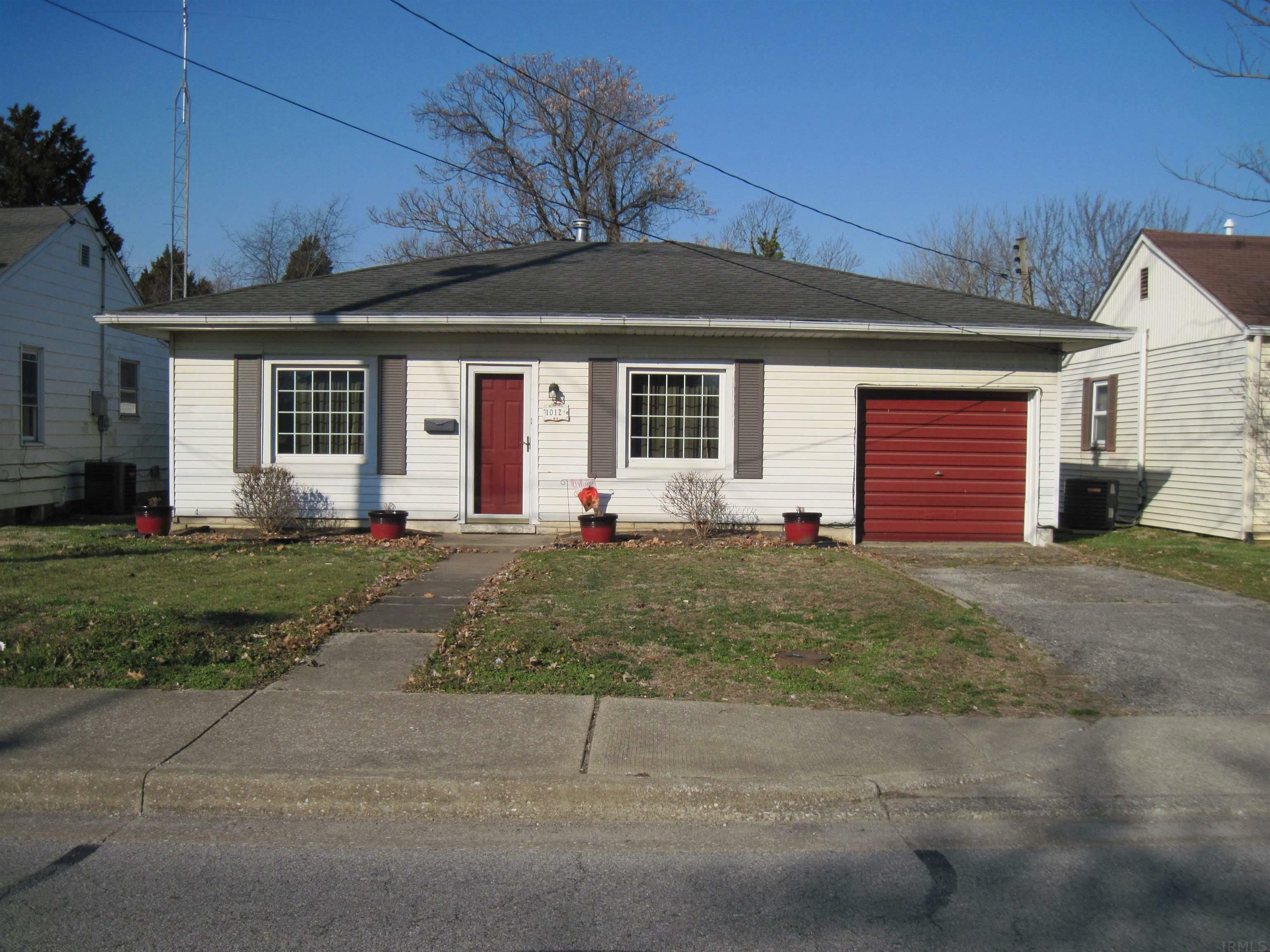 Property Photo:  1012 N Weinbach Avenue  IN 47711 