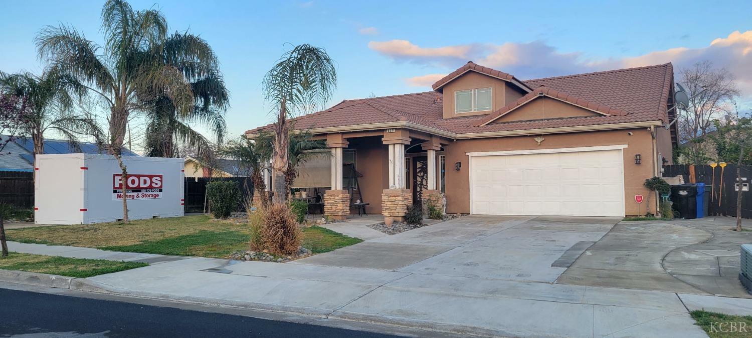 620 S Acacia Drive  Lemoore CA 93245 photo