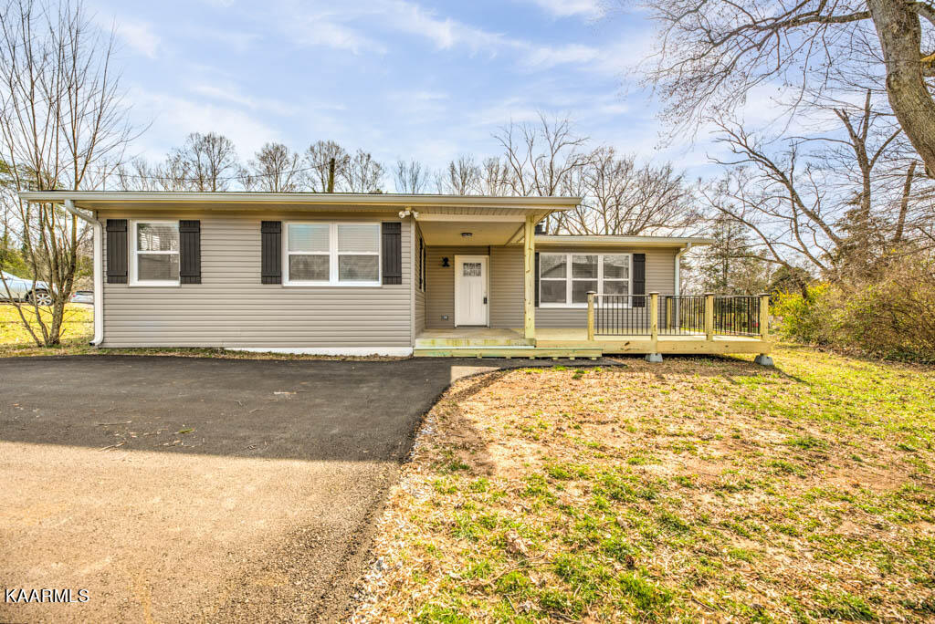 Property Photo: 114 Park Lane TN 37830
