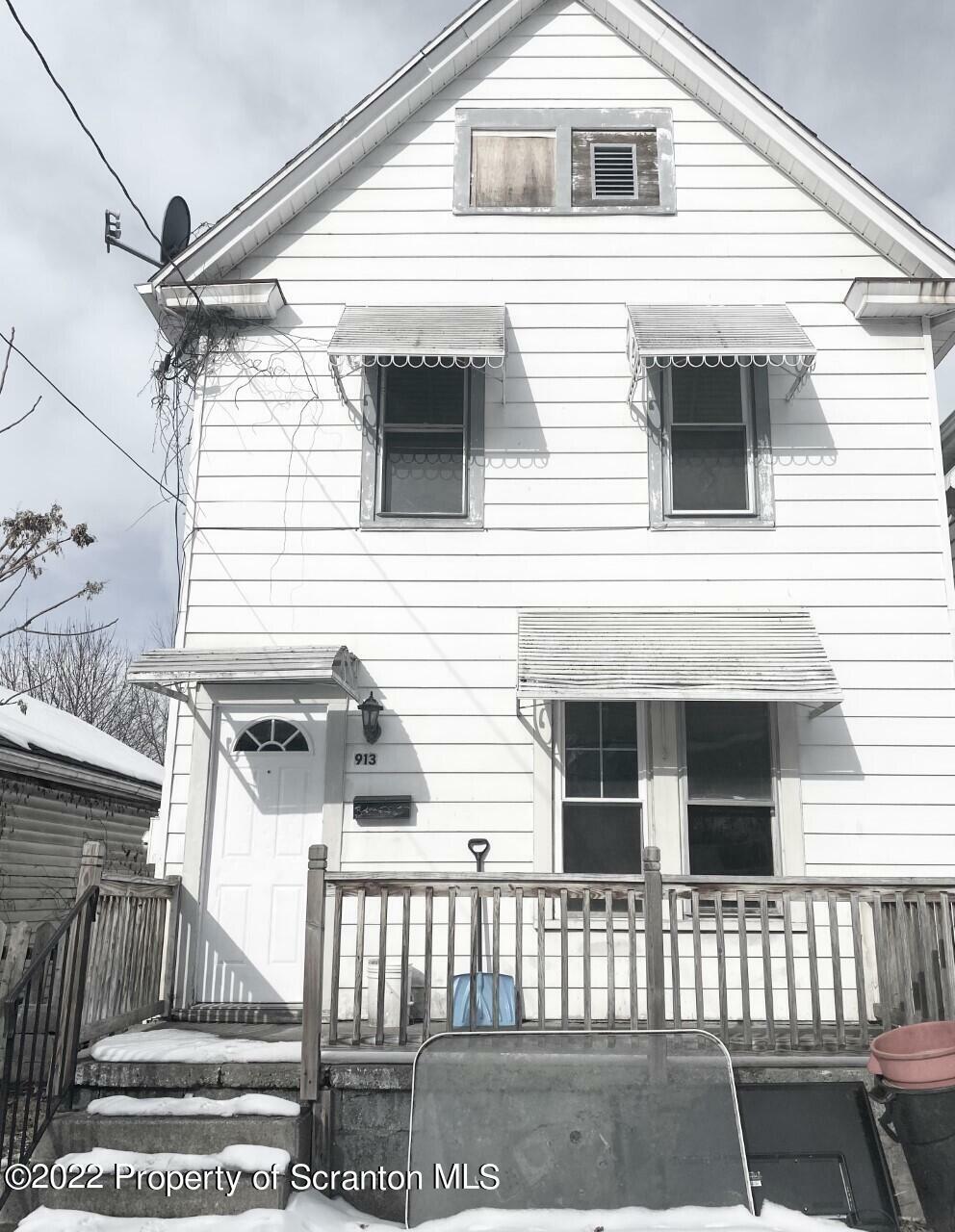 Property Photo:  913 Sanderson Avenue  PA 18509 