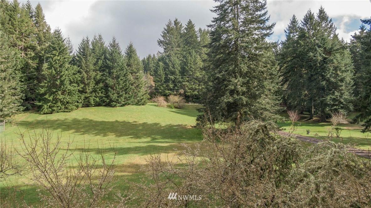 Property Photo:  18109 Thorsen Road SW  WA 98070 