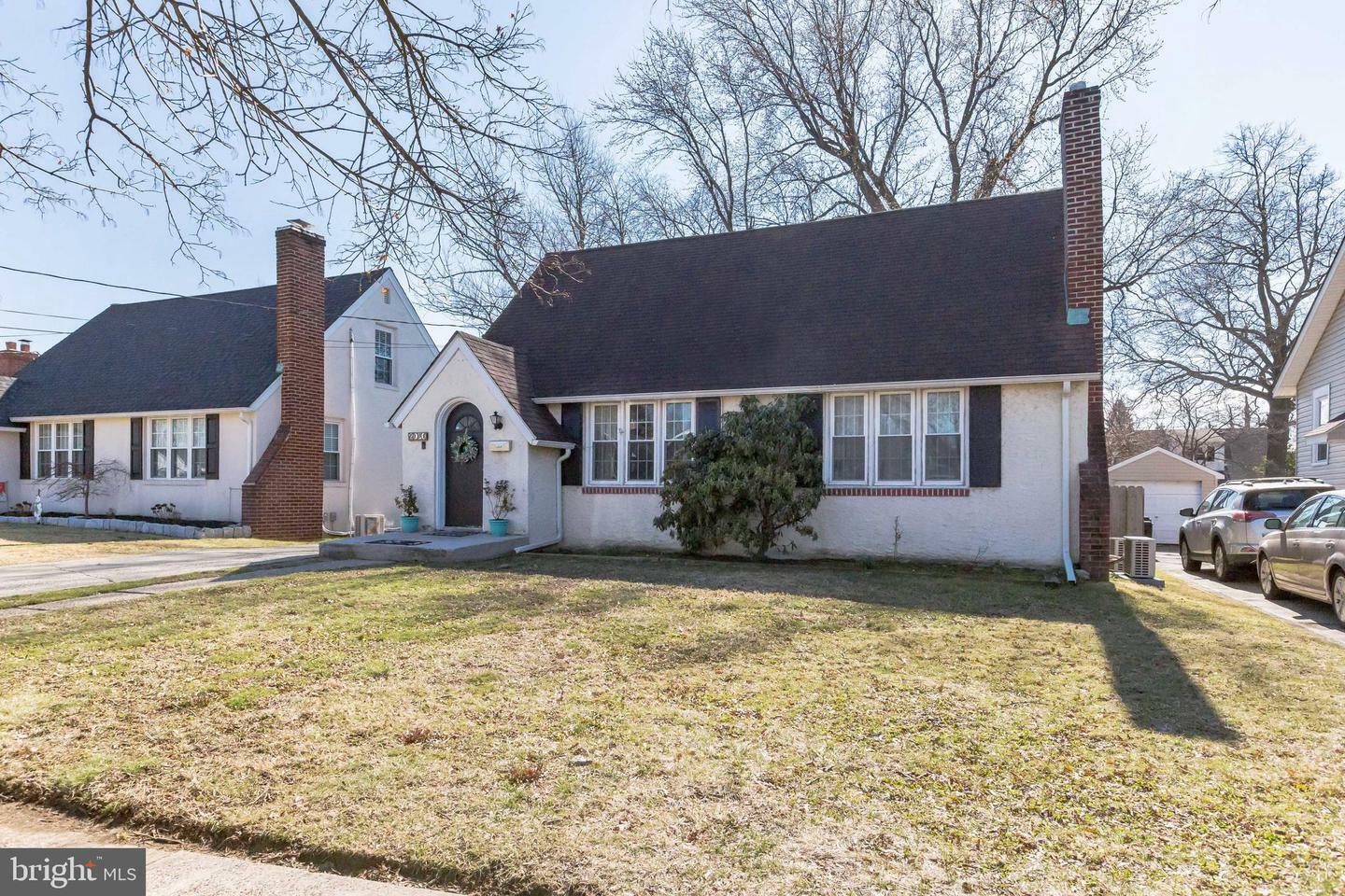 Property Photo:  2020 S Park Avenue  NJ 08035 