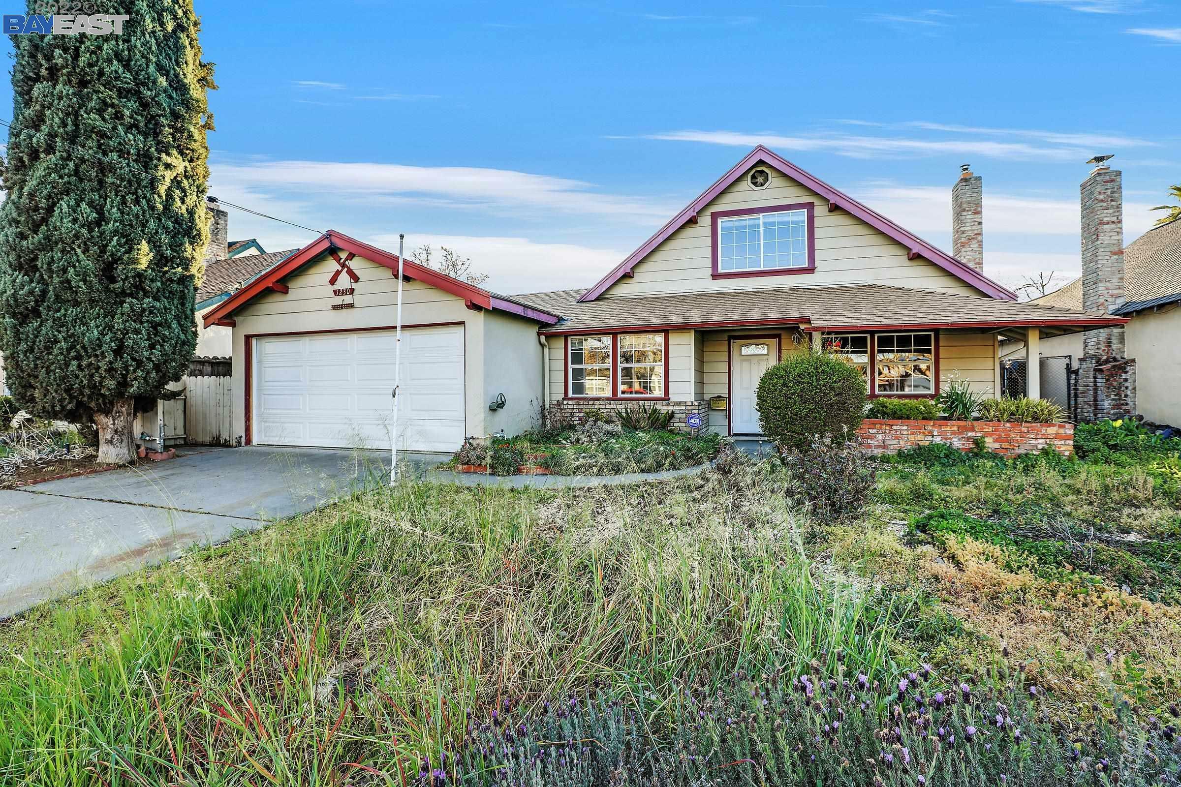 Property Photo:  1230 Hillview Drive  CA 94551 