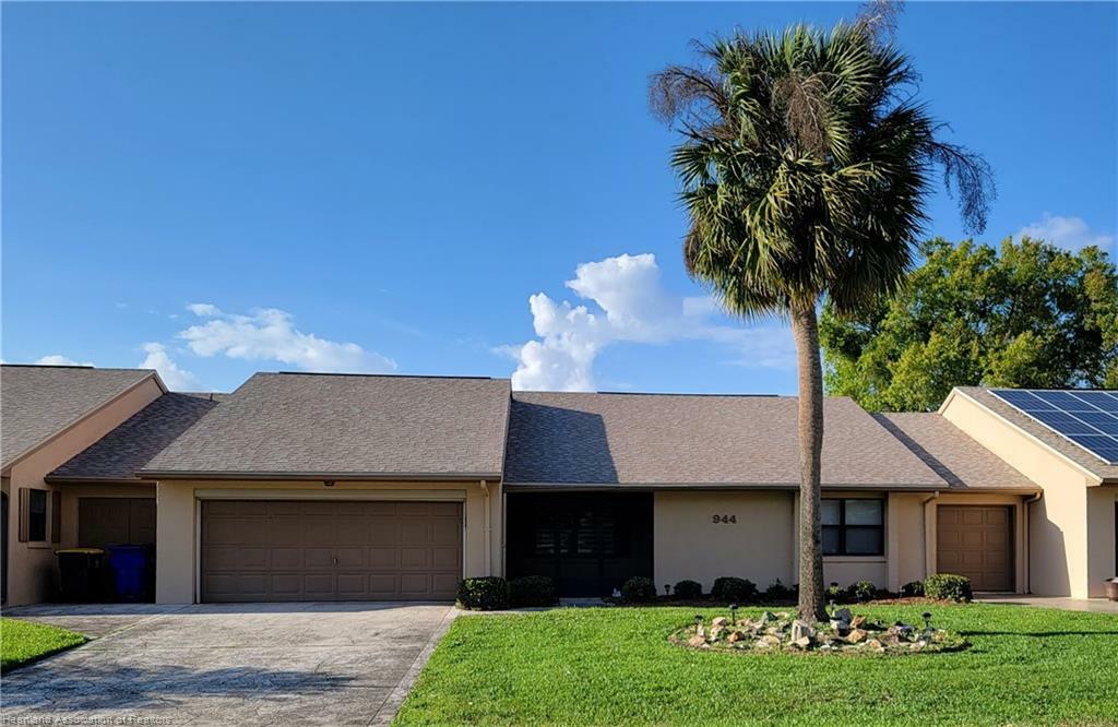 Property Photo:  944 W Lake Damon Drive  FL 33825 