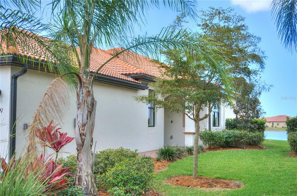 Property Photo: 24041 Canterwood Way FL 34293