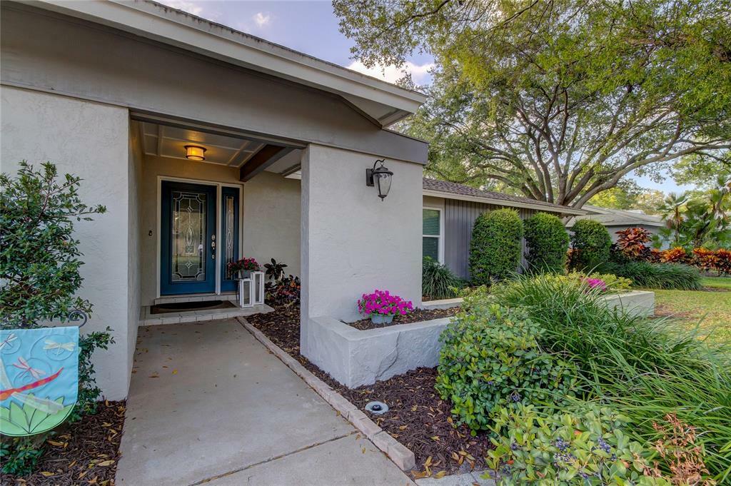 Property Photo:  14224 Shearwater Court  FL 33762 