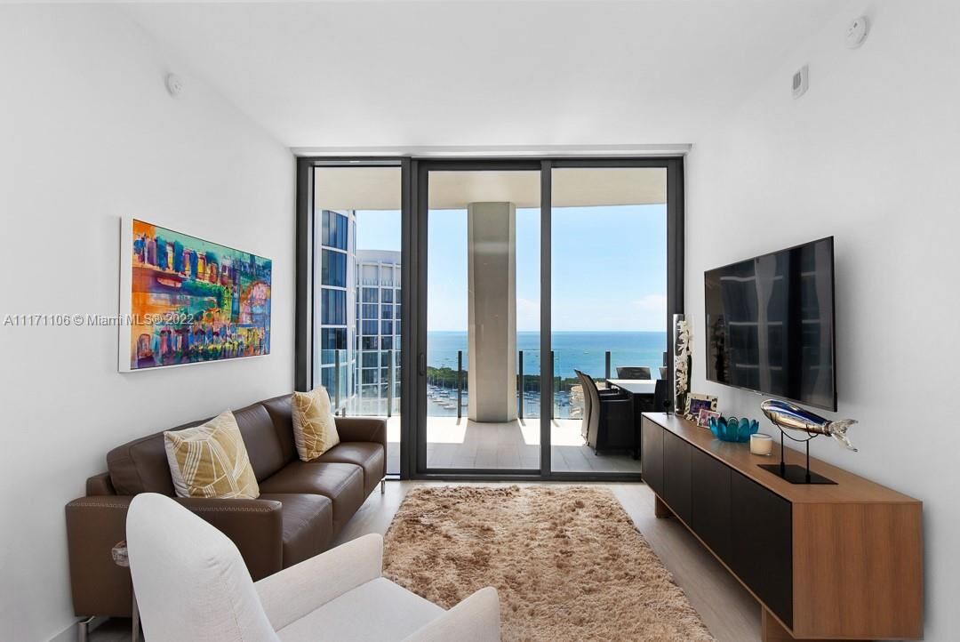 Property Photo: 2831 S Bayshore Dr Ph-2 FL 33133