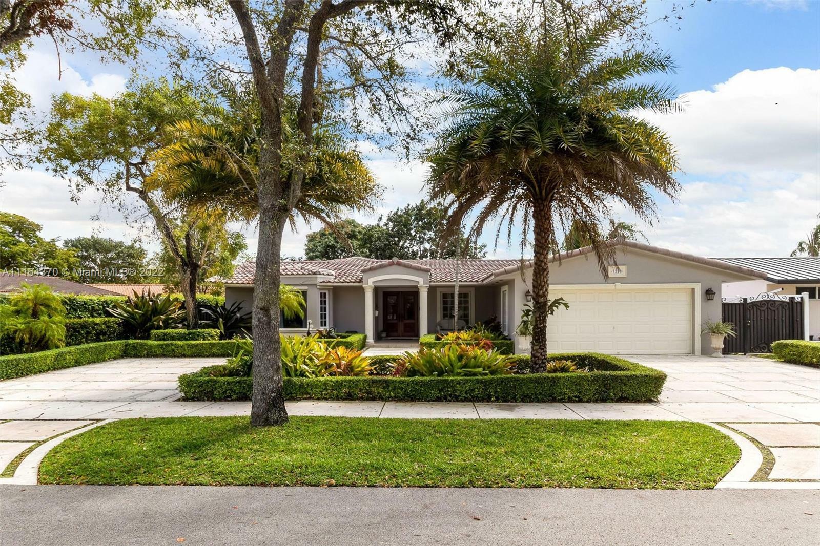 Property Photo:  7220 Poinciana Ct  FL 33014 