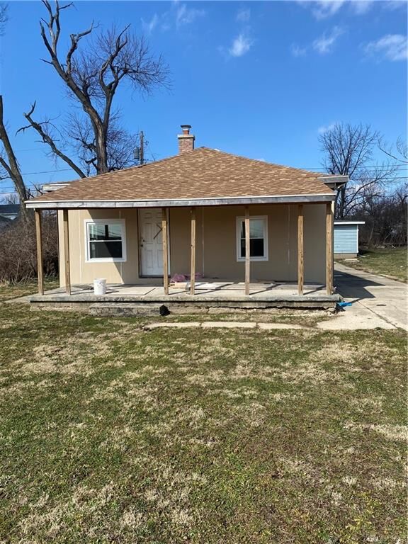 Property Photo: 2035 Maplegrove Avenue OH 45414